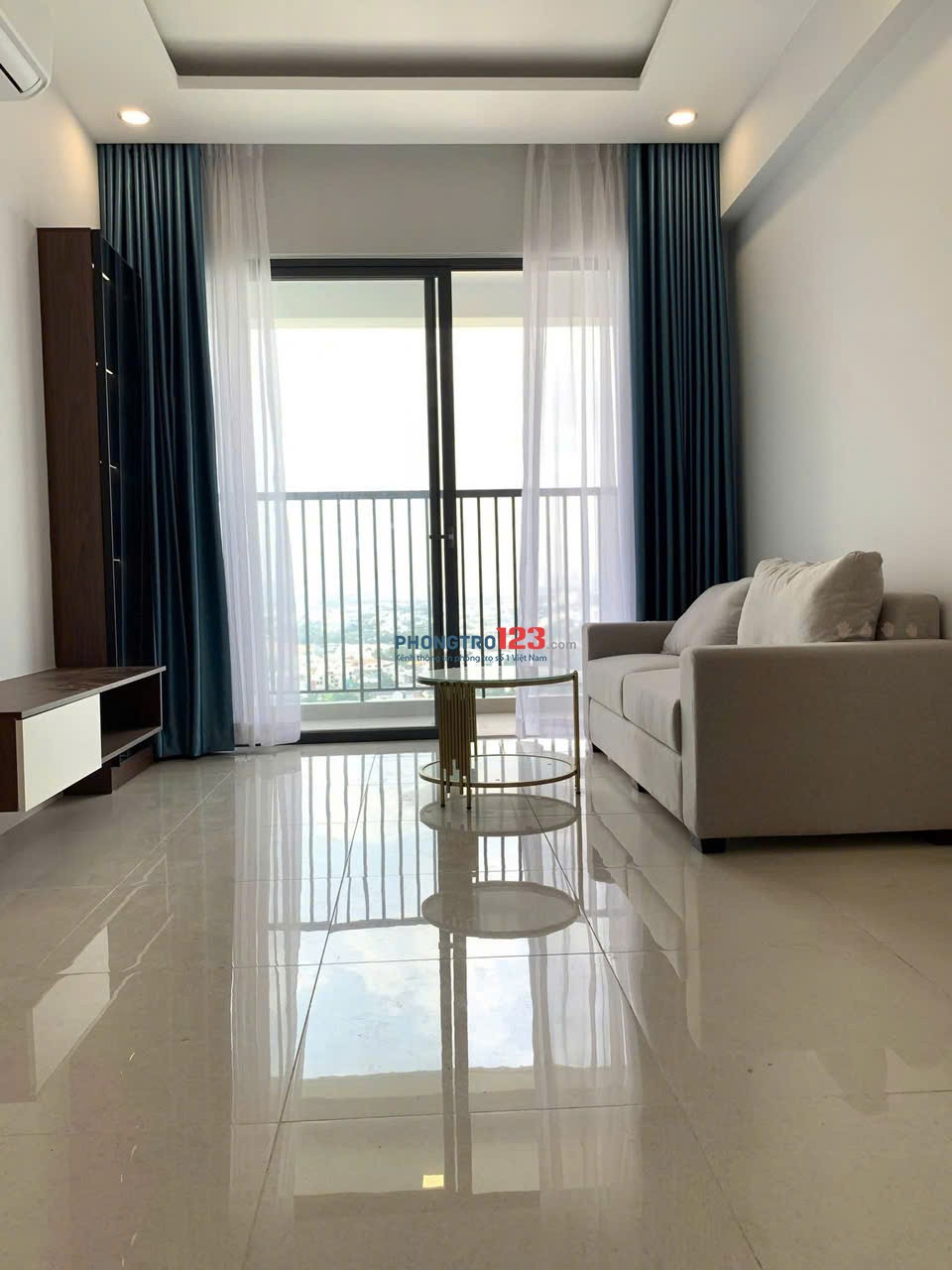 Chung cư Rivera Park, Thành Thái, Q10: 95m2, 2p ngủ, NT cao cấp, 20triệu