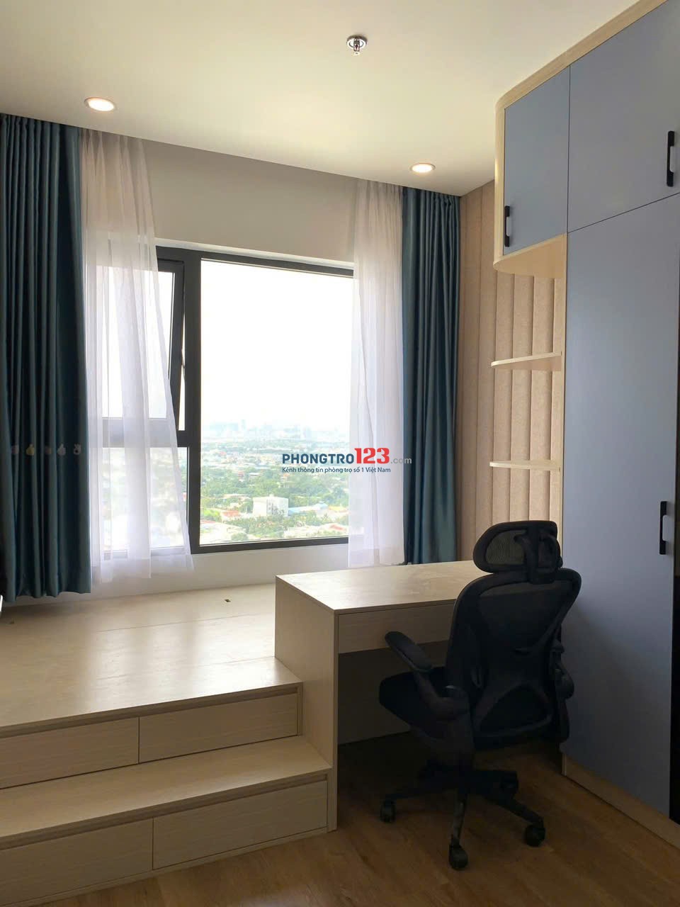 Chung cư Rivera Park, Thành Thái, Q10: 95m2, 2p ngủ, NT cao cấp, 20triệu