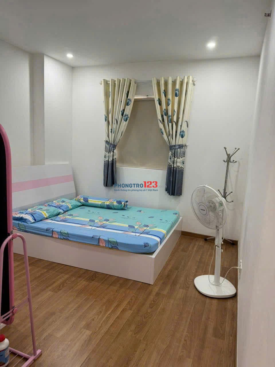 Chung cư Topaz Home, Phan Văn Hơn, Q12: 2p ngủ, 70m2, ban công, 7tr