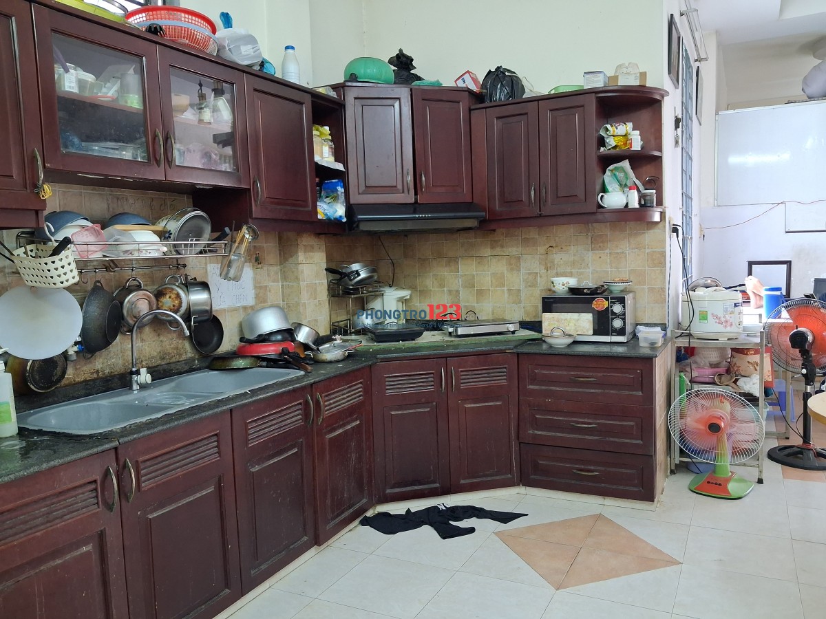 KÝ TÚC XÁ GIÁ RẺ 800K/tháng Nguyễn Thượng Hiền, Phường 1, Gò Vấp