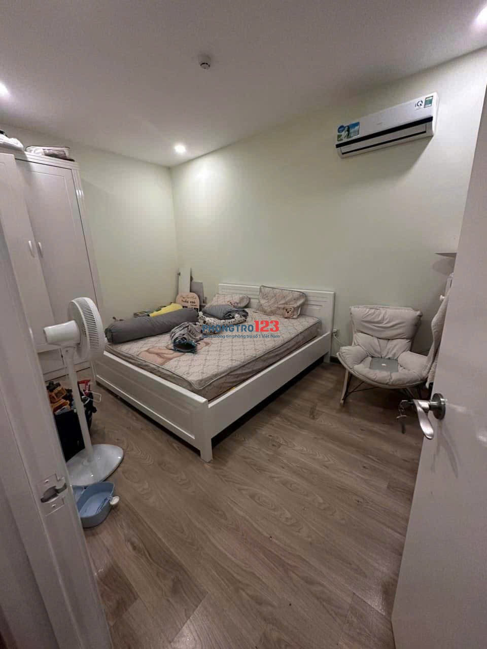 Ruby Garden, 107m2, 3PN, 2WC, NTCB, giá 10tr5/th, Nguyễn Sỹ Sách, TB.