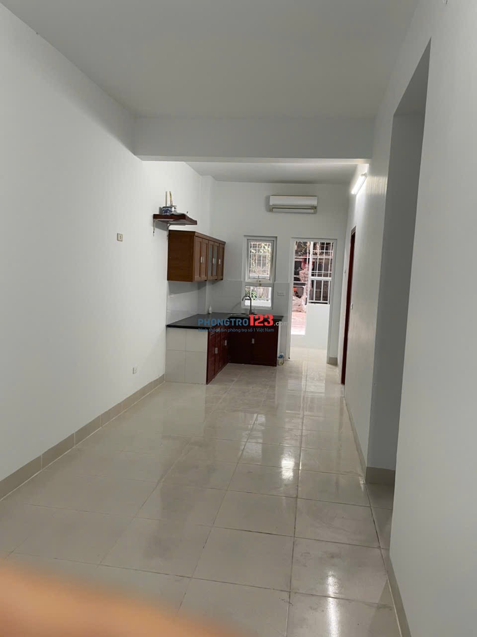 Cần cho thuê căn hộ 2PN tầng 3 tòa CT12A Kim Văn Kim Lũ - Nguyễn Xiển