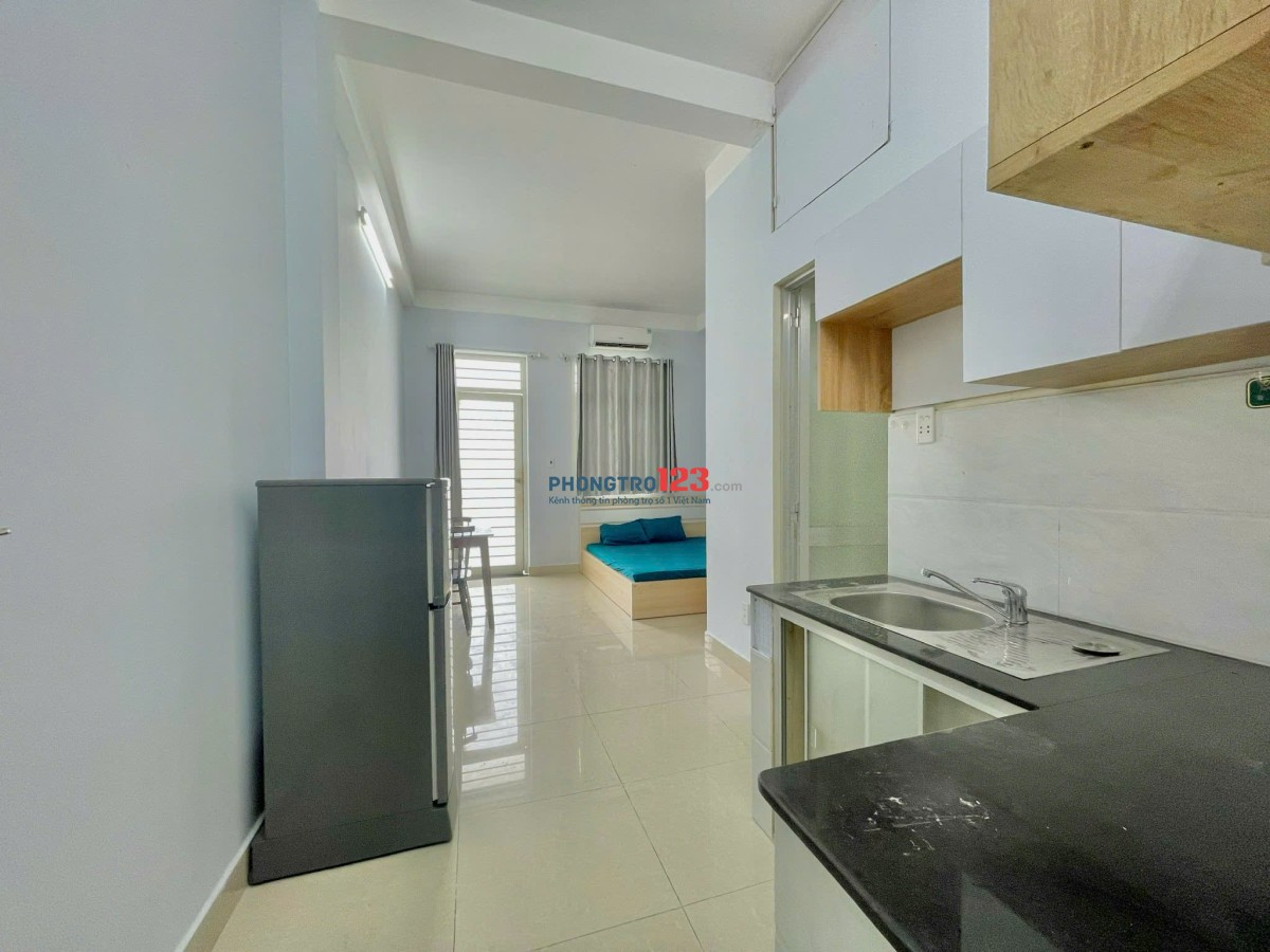 Phòng Ban Công Full Nội Thất 38m2 Đinh Bộ Linh Bình Thạnh Gần Hàng Xanh Nguyễn Gia Trí Quận 1 Quận 2