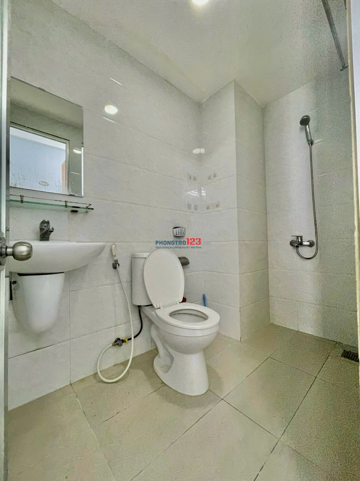 Phòng Ban Công Full Nội Thất 38m2 Đinh Bộ Linh Bình Thạnh Gần Hàng Xanh Nguyễn Gia Trí Quận 1 Quận 2