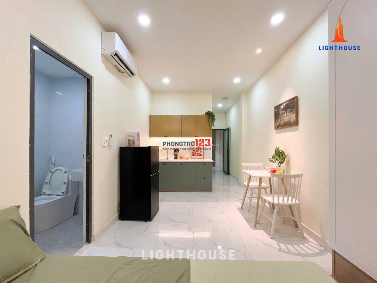 Phòng mới keng sẵn nội thất gần ĐH Bách Khoa