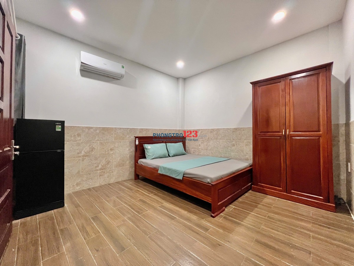 PHÒNG FULL NỘI THẤT NGAY LÊ THỊ CHỢ Q7