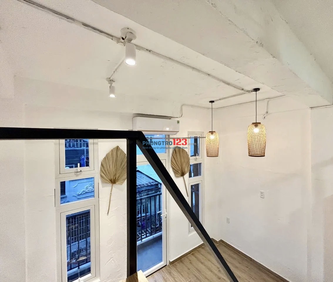 DUPLEX CAO CẤP BAN CÔNG GIÁ 5TR4 NGAY SÂN BAY