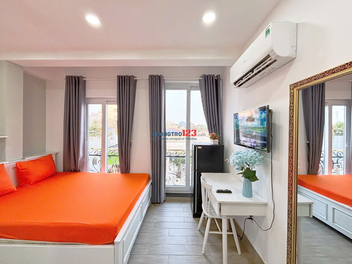 PHÒNG BAN CÔNG GIÁ TỐT NGAY CHỢ BÀU SEN Q5