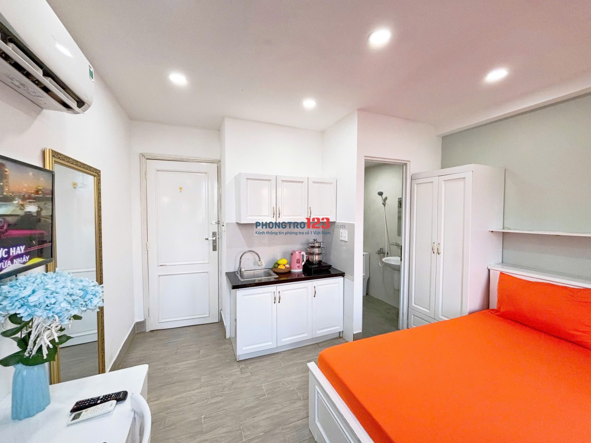 PHÒNG BAN CÔNG GIÁ TỐT NGAY CHỢ BÀU SEN Q5