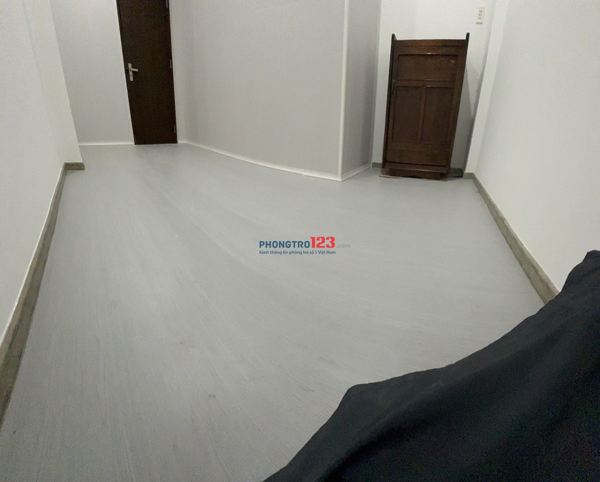 Cho thuê nhà nguyên căn 3 phòng ngủ, hẻm yên tĩnh, gần chợ – Đỗ Tấn Phong, Phú Nhuận