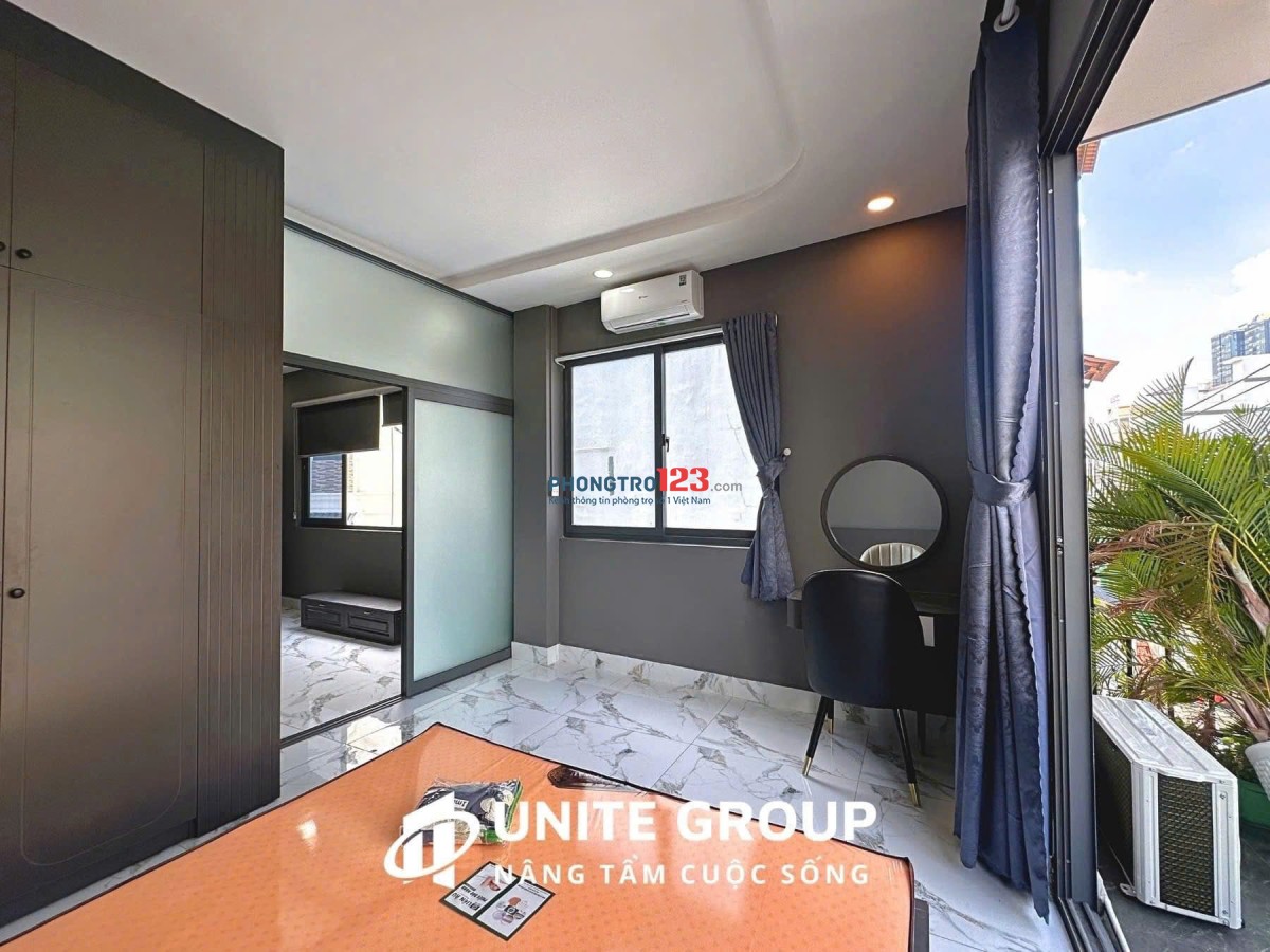 Căn hộ 1 phòng ngủ, ban công ở Huỳnh Tấn Phát, quận 7. Gần Phú Mỹ Hưng, cầu Tân Thuận, khu Chế Xuất