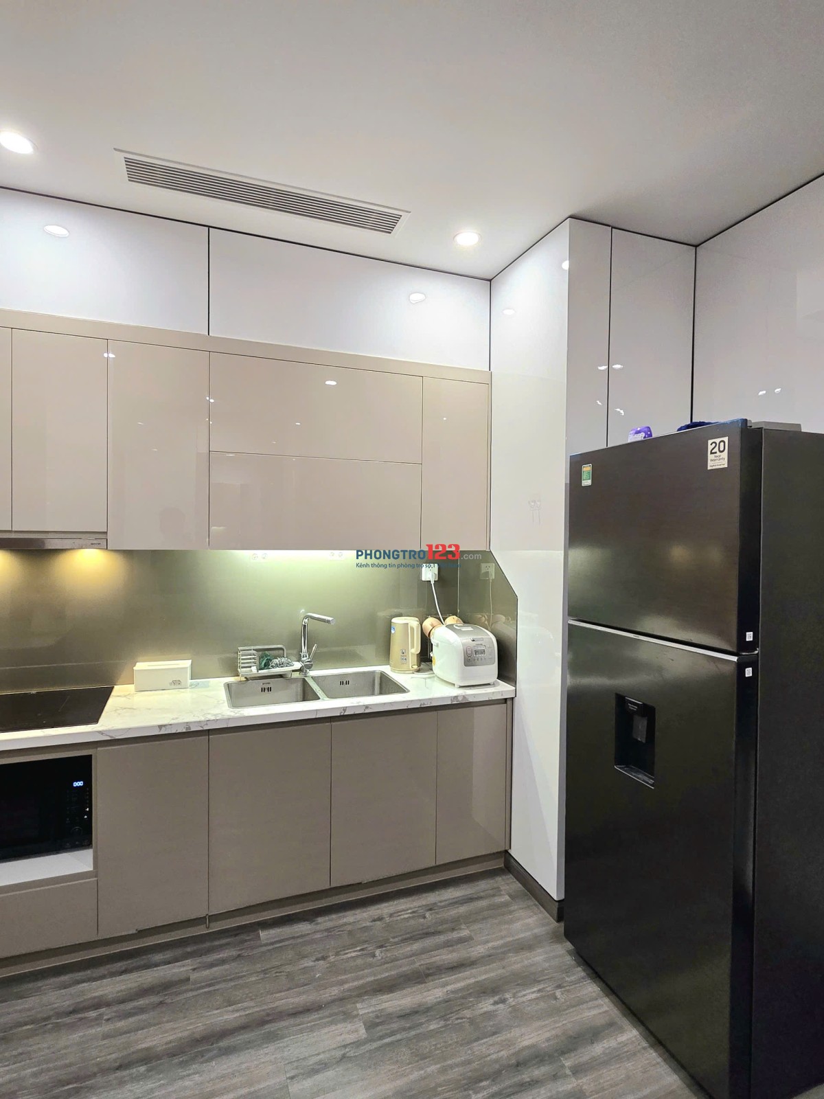  Cho thuê căn hộ 1 ngủ khu ruby tại Vinhomes Ocean Park 1 – Gia Lâm