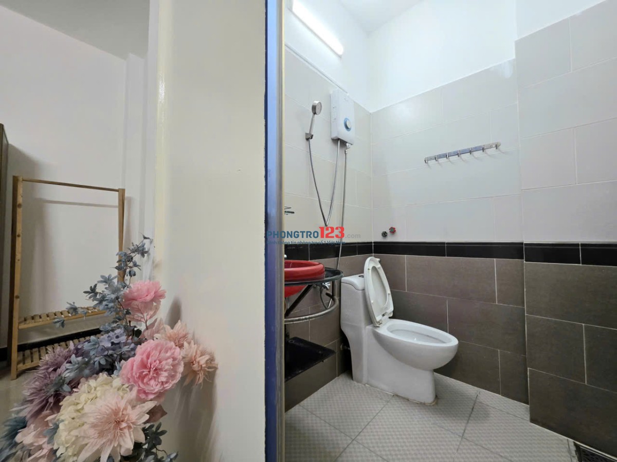 TRỌ BÌNH THẠNH GẦN CHỢ BÀ CHIỂU STUDIO 34m2 CỬA SỔ THOÁNG SÁNG NGUYỄN VĂN ĐẬU BÌNH THẠNH