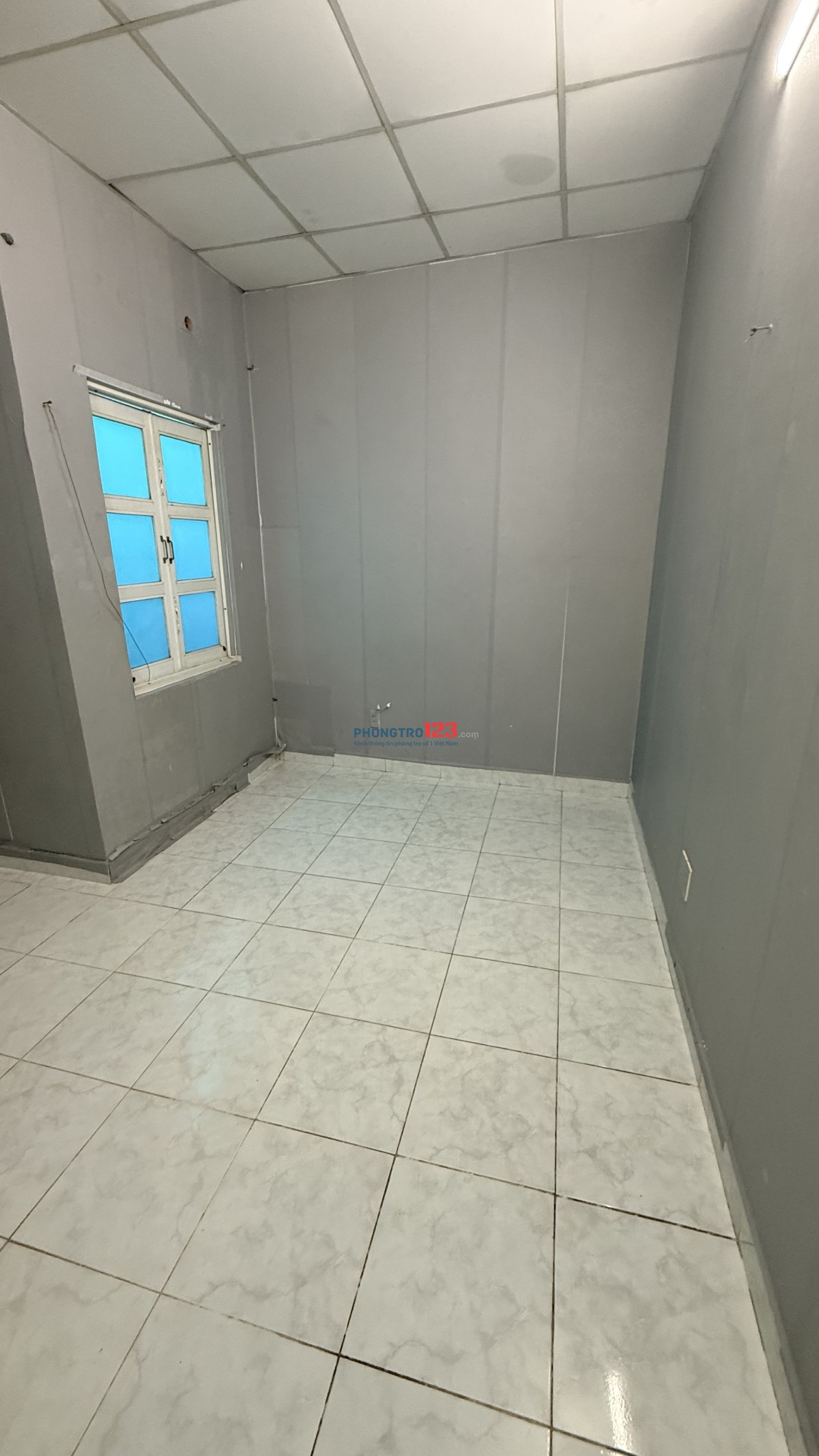 CHO THUÊ PHÒNG, Diện tích :20m2. Có toilet riêng, lối đi riêng