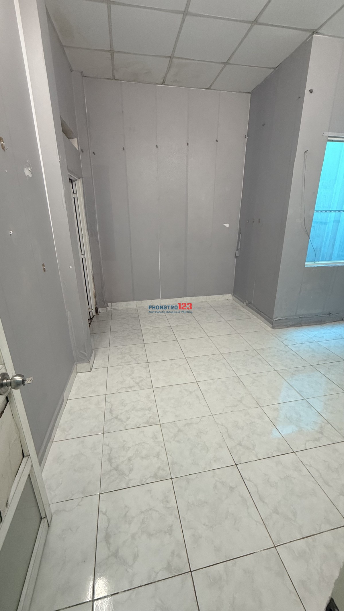 CHO THUÊ PHÒNG, Diện tích :20m2. Có toilet riêng, lối đi riêng