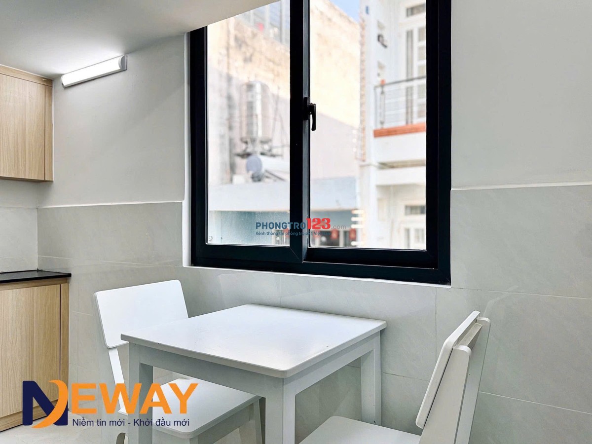 Cho Thuê Phòng Ban Công, Gác Cao Gần Đại Học Văn Hiến và Đầm Sen