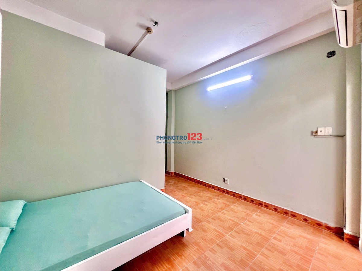 PHÒNG BANCOL THOÁNG MÁT, NỘI THẤT ĐẦY ĐỦ ĐƯỜNG NHẤT CHI MAI TÂN BÌNH