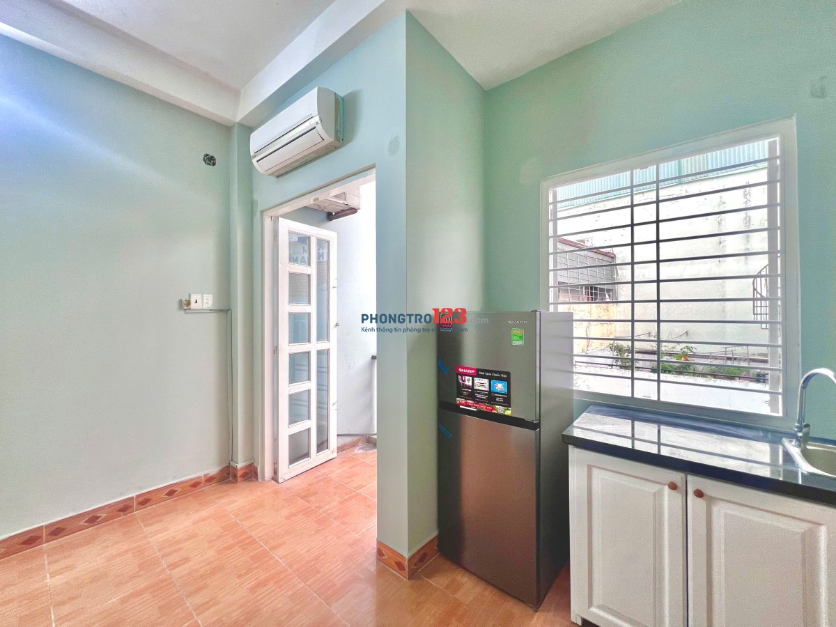 PHÒNG BANCOL THOÁNG MÁT, NỘI THẤT ĐẦY ĐỦ ĐƯỜNG NHẤT CHI MAI TÂN BÌNH