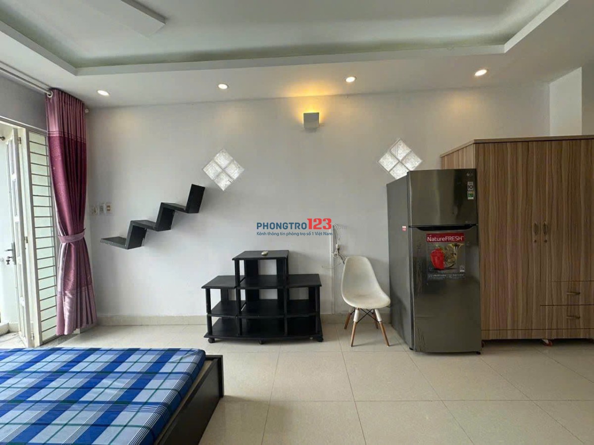 Căn hộ Studio 30m2 ban công lớn máy giặt riêng ở Nguyễn Thiện Thuật Phường 3 Quận 3