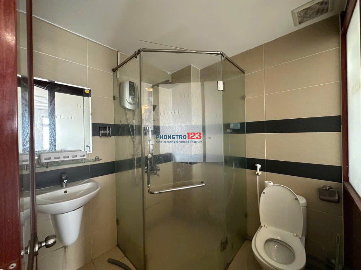 Căn hộ Studio 30m2 ban công lớn máy giặt riêng ở Nguyễn Thiện Thuật Phường 3 Quận 3