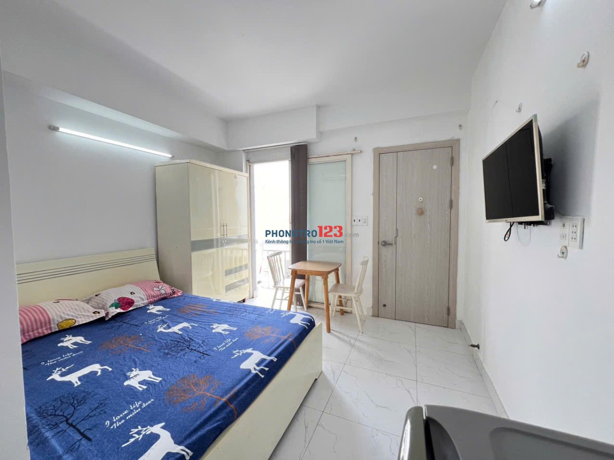 Căn hộ Studio ban công có thang máy máy giặt riêng ở Cách Mạng Tháng 8, Phường 11, Quận 3