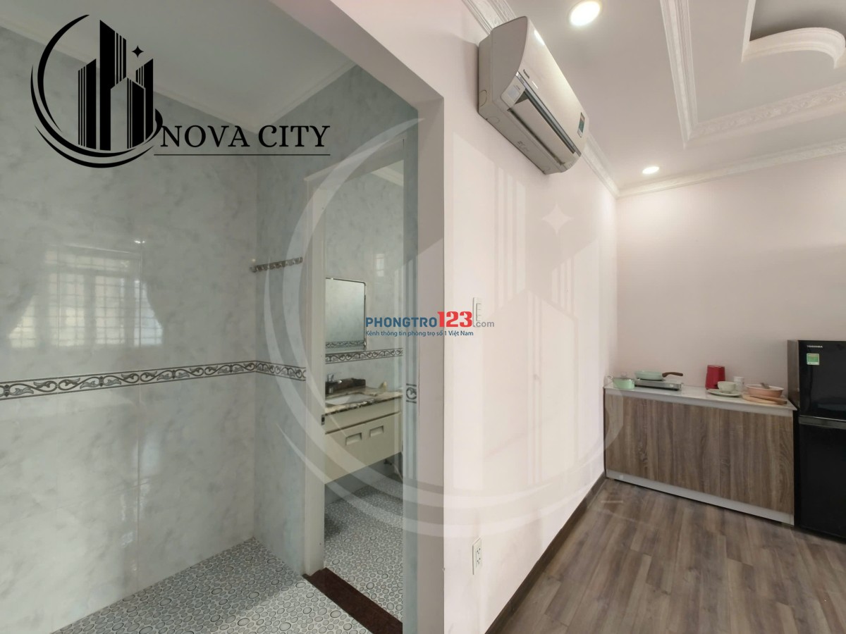 Chính chủ cho thuê mới tinh ban công view đẹp có thang máy