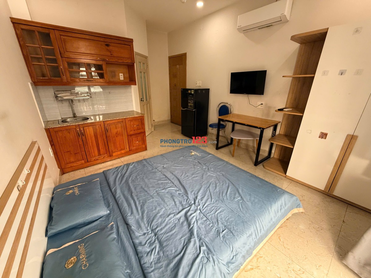 Studio ban công sáng – trung tâm Bình Thạnh