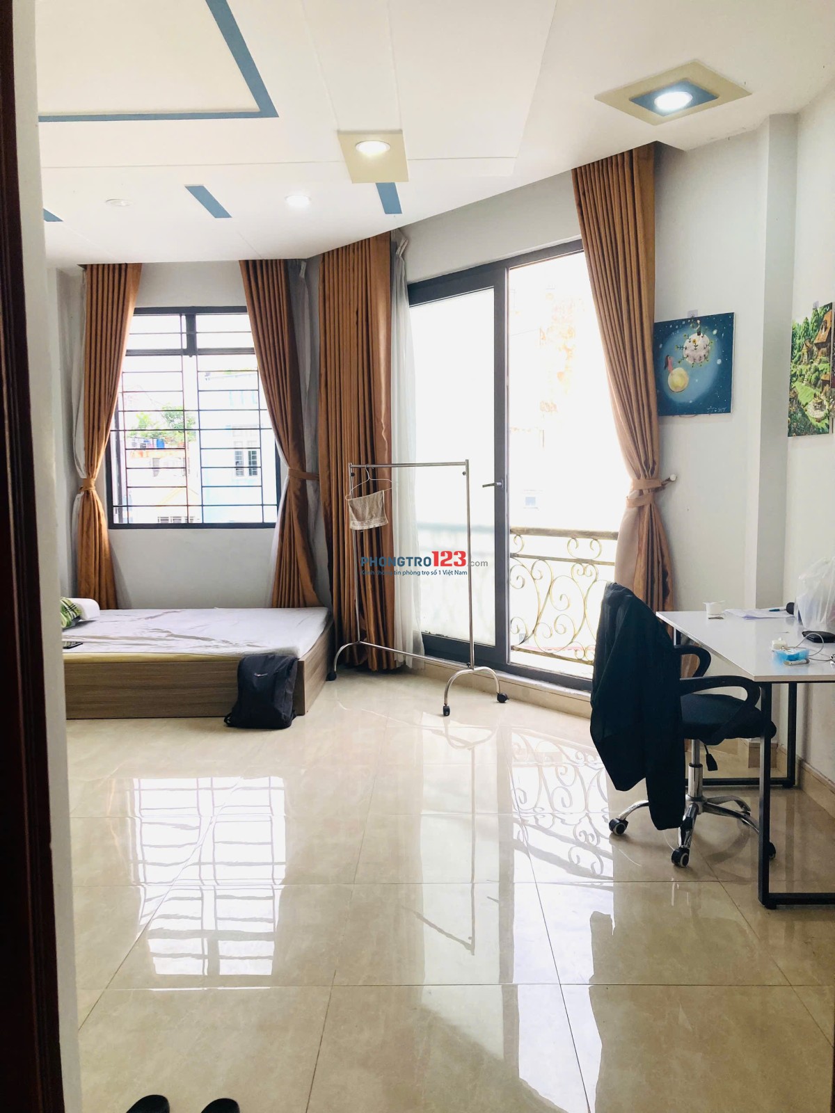 Studio rộng 40 m2 Ban Công & Cửa Sổ + tiện nghi tại Nguyễn Văn Đậu Bình Thạnh