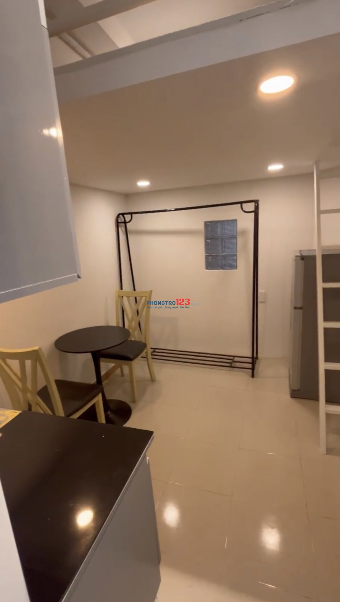 Cho thuê phòng trọ có gác mới xây ngay công viên Hoàng Văn Thụ