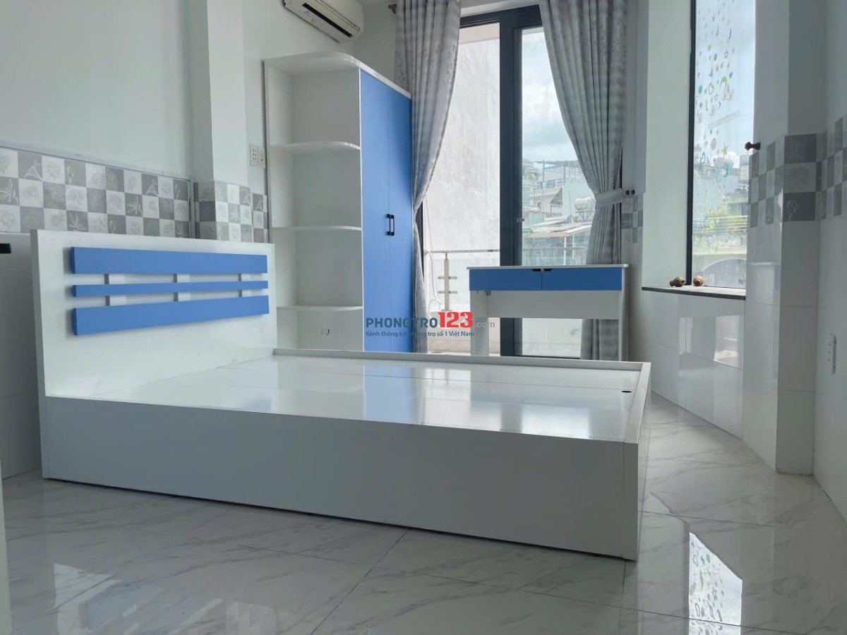 Cho Thuê Studio Ban Công Đón Nắng , Giá Tốt , 30m2 - Đường Thành Thái , Gần Cầu Vượt Ba 3/2 Q10