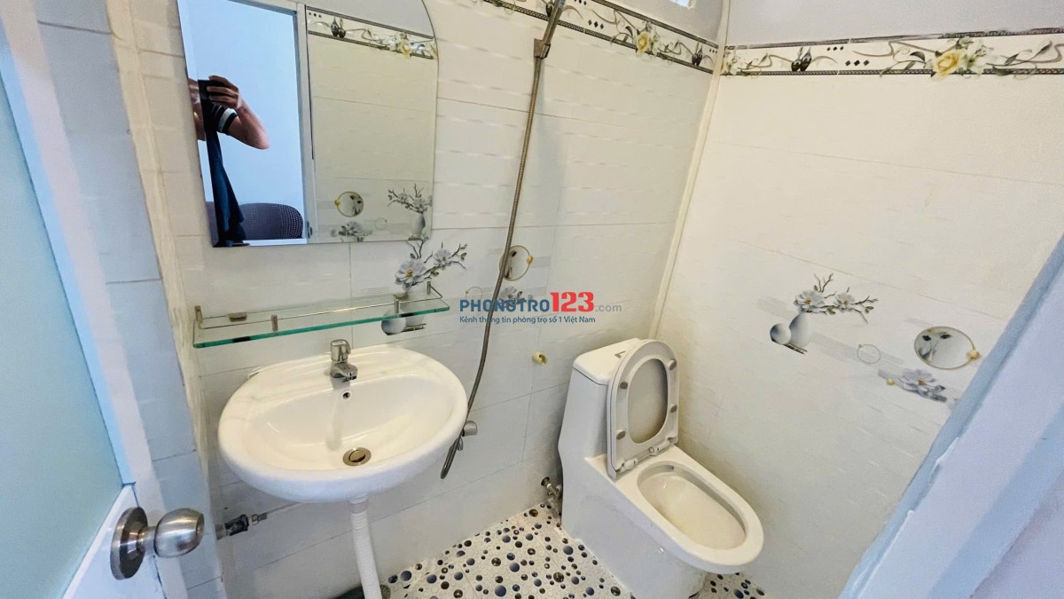 Cho thuê phòng sinh viên thoáng mát Tôn Đản Quận 4 gần Đại học Nguyễn Tất Thành