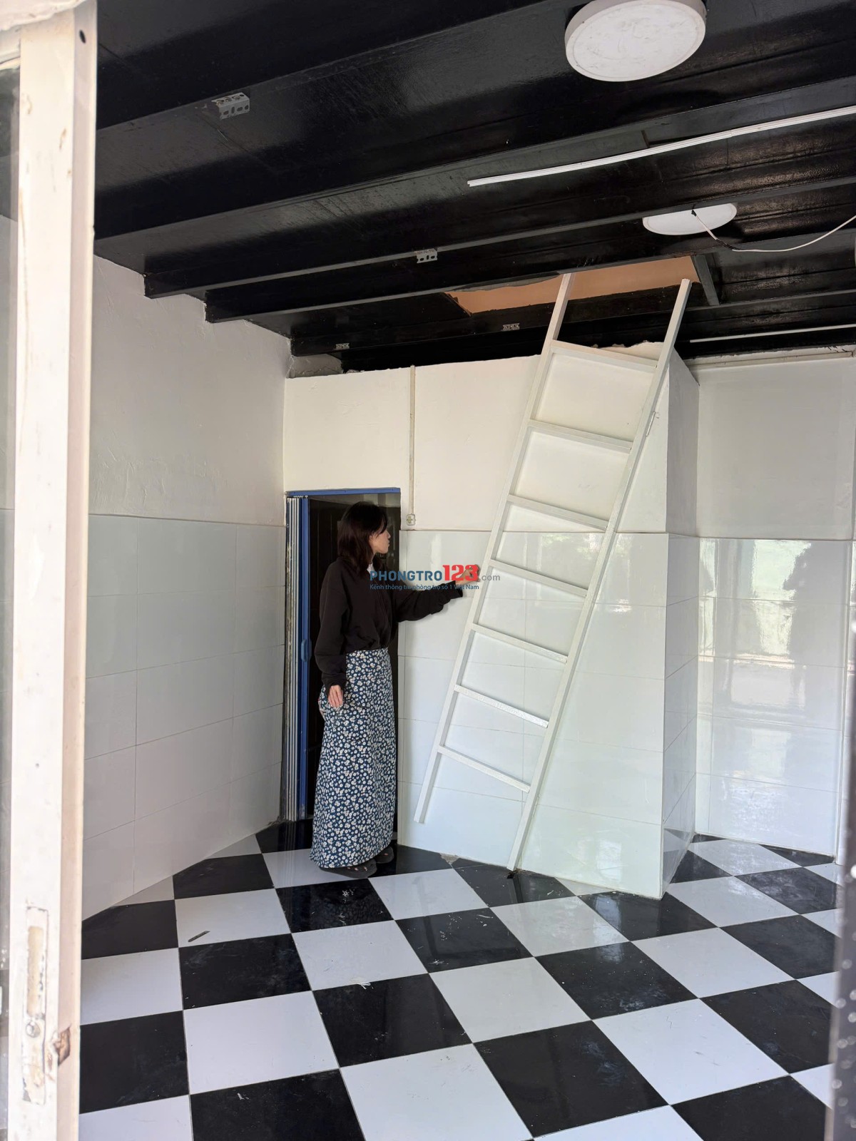 Cho thuê phòng trọ riêng biệt 24m² gần cầu Đỏ Nguyễn Xí phường 13 Bình Thạnh