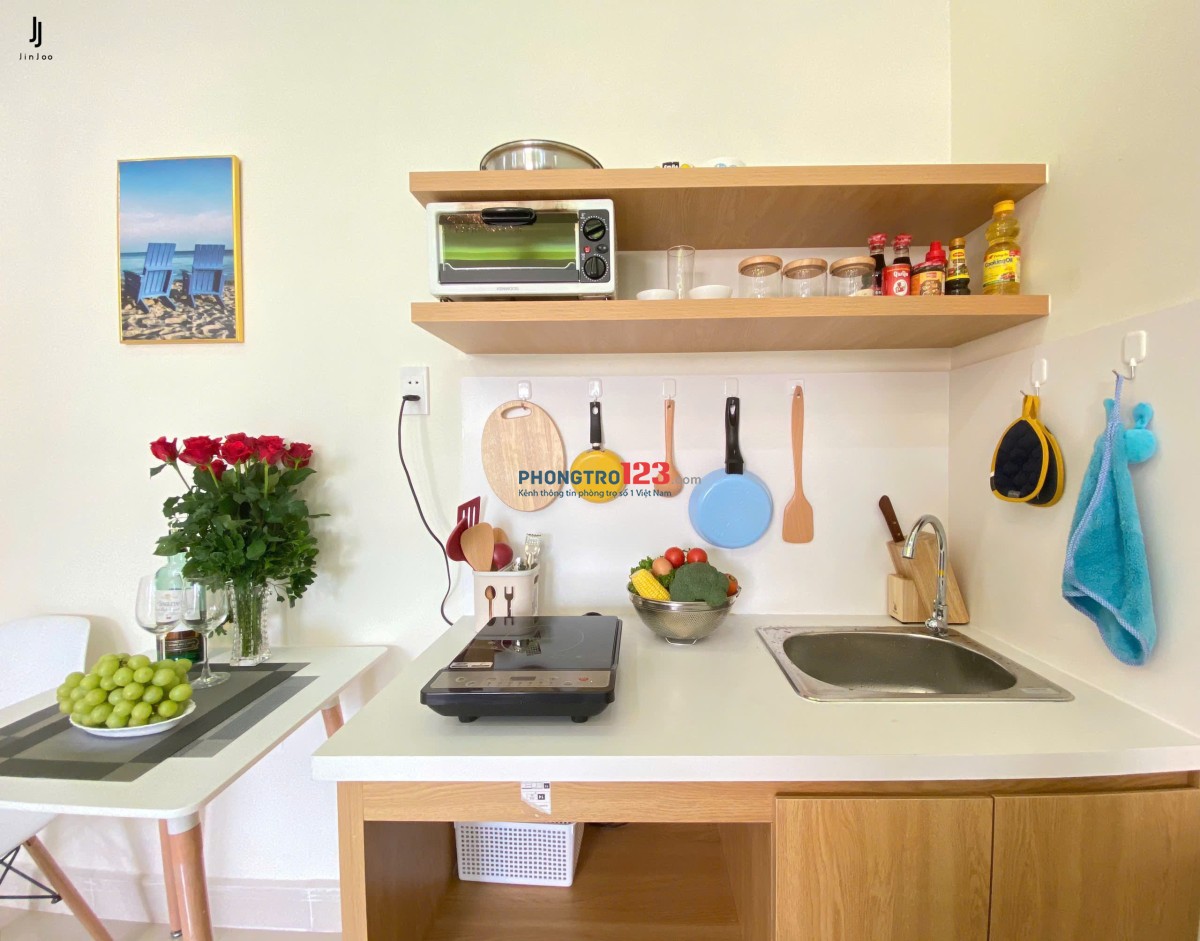 TRỌ BÌNH THẠNH GẦN CHỢ BÀ CHIỂU STUDIO 36m2 BAN CÔNG THOÁNG FULL NỘI THẤT HÒA HOA THÁM BÌNH THẠNH