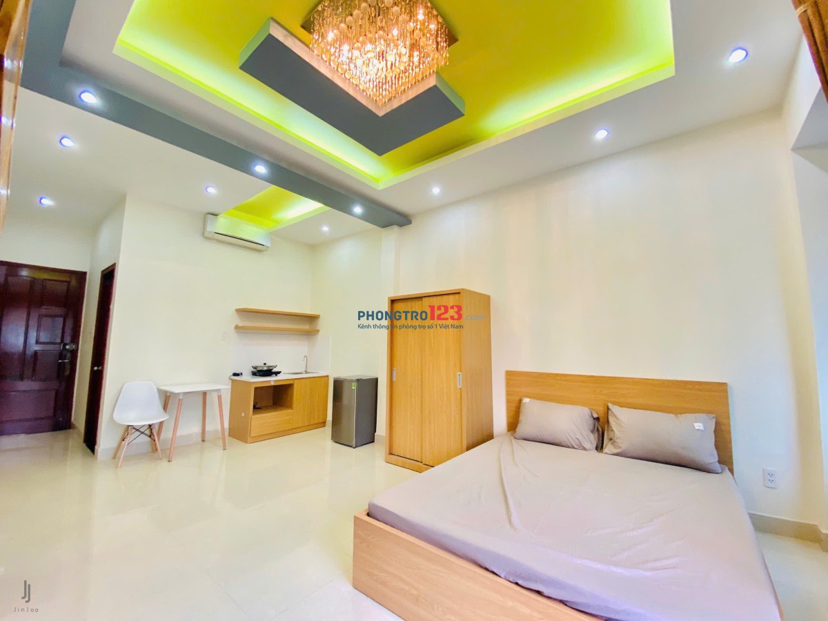 TRỌ BÌNH THẠNH GẦN CHỢ BÀ CHIỂU STUDIO 36m2 BAN CÔNG THOÁNG FULL NỘI THẤT HÒA HOA THÁM BÌNH THẠNH