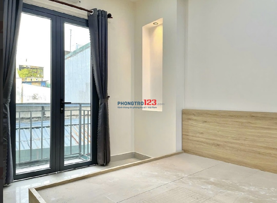 Cho Thuê Phòng Bình Thạnh gần chợ Bà Chiểu, giáp Q1 có bancong, máy giặt riêng giá từ 5.2tr