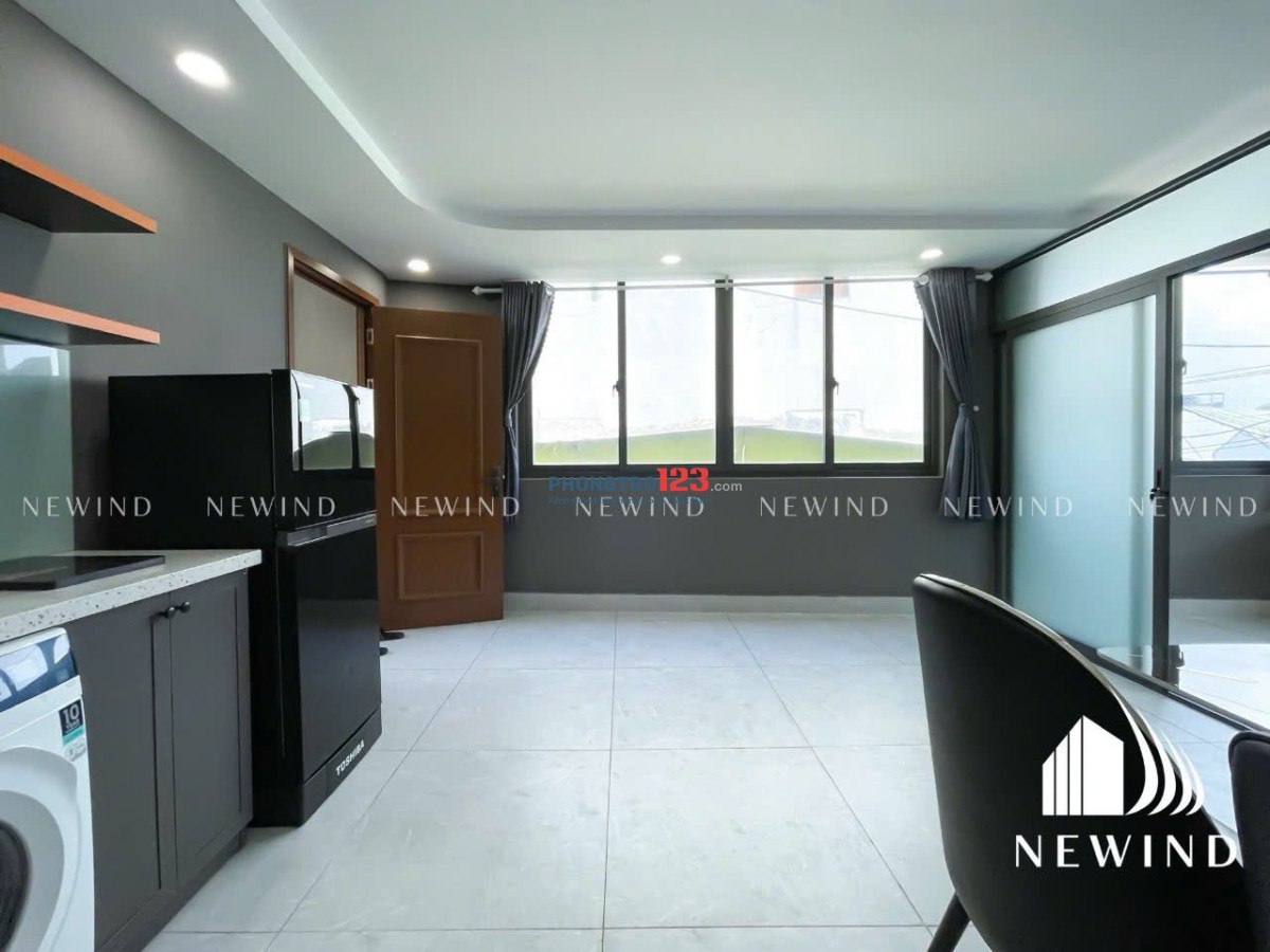 CĂN HỘ 1 PHÒNG NGỦ - BAN CÔNG - MÁY GIẶT RIÊNG – FULL NỘI THẤT – GẦN SÂN BAY - TÂN BÌNH