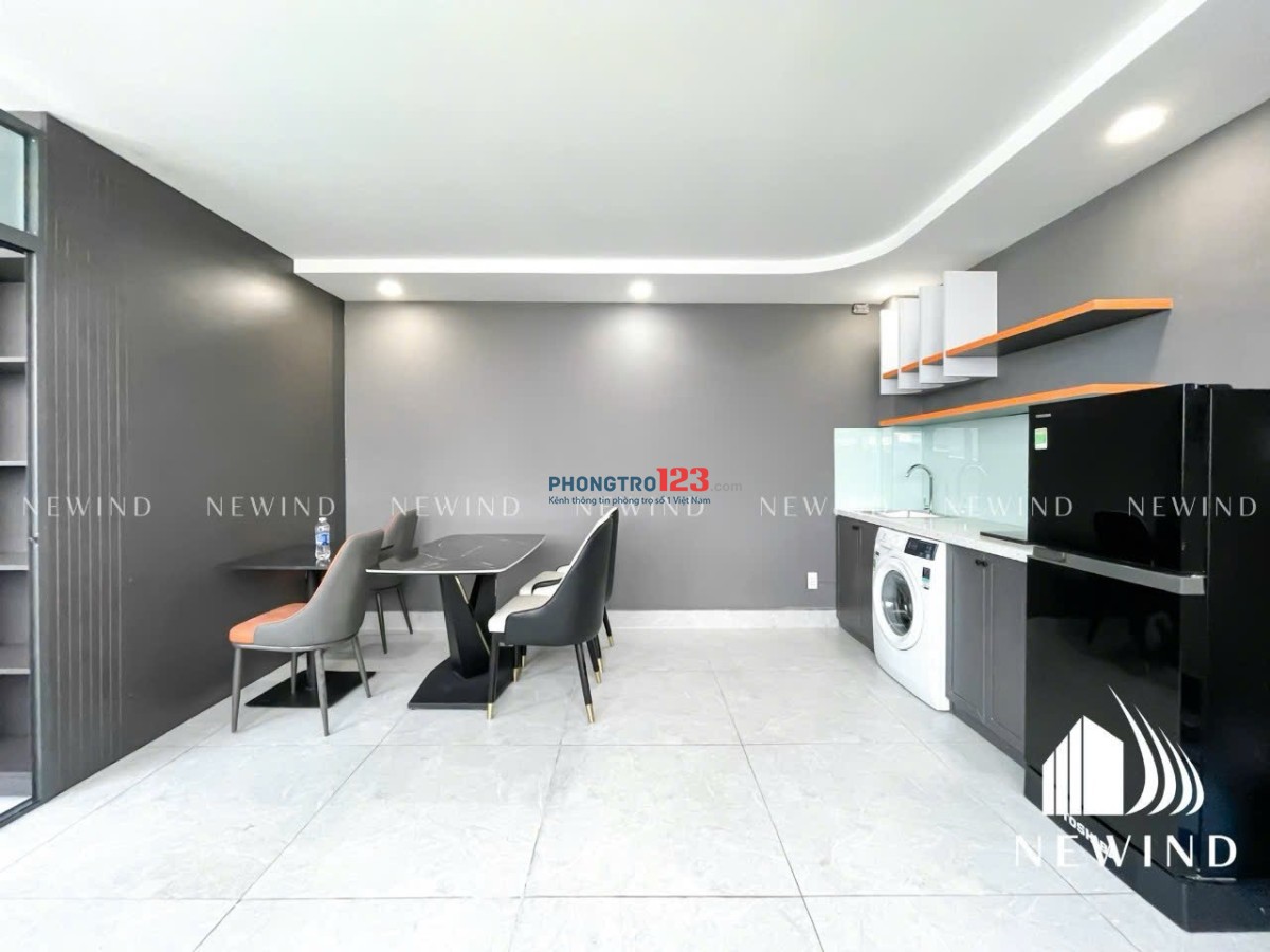CĂN HỘ 1 PHÒNG NGỦ - BAN CÔNG - MÁY GIẶT RIÊNG – FULL NỘI THẤT – GẦN SÂN BAY - TÂN BÌNH