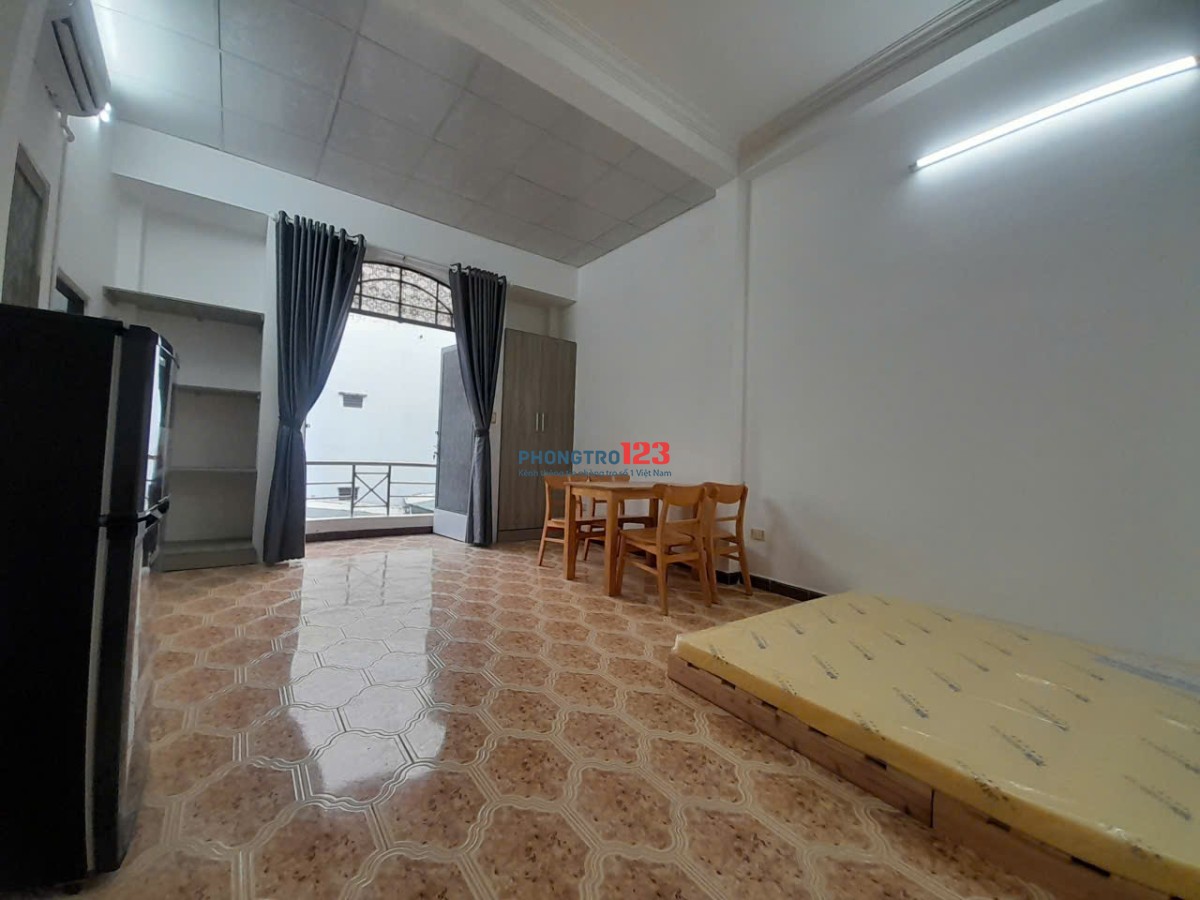 SỐNG XANH GIỮA LÒNG QUẬN 3 - 10M RA BỜ KÈ TRƯỜNG SA - BAN CÔNG SIÊU RỘNG