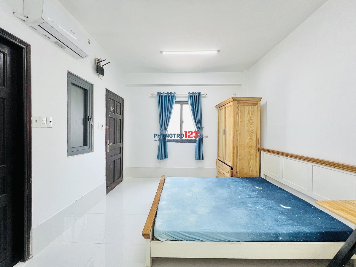 Phòng Trọ Cao Cấp Ngay Coop Mart Huỳnh Tấn Phát Q7 - Full Nội Thất, Thang Máy, An Ninh 24/7