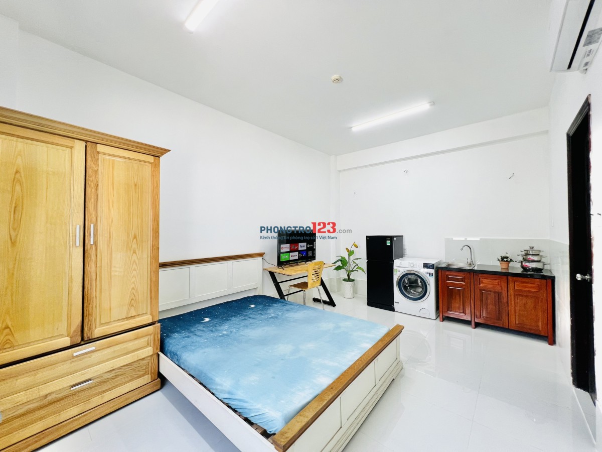 Phòng Trọ Cao Cấp Ngay Coop Mart Huỳnh Tấn Phát Q7 - Full Nội Thất, Thang Máy, An Ninh 24/7