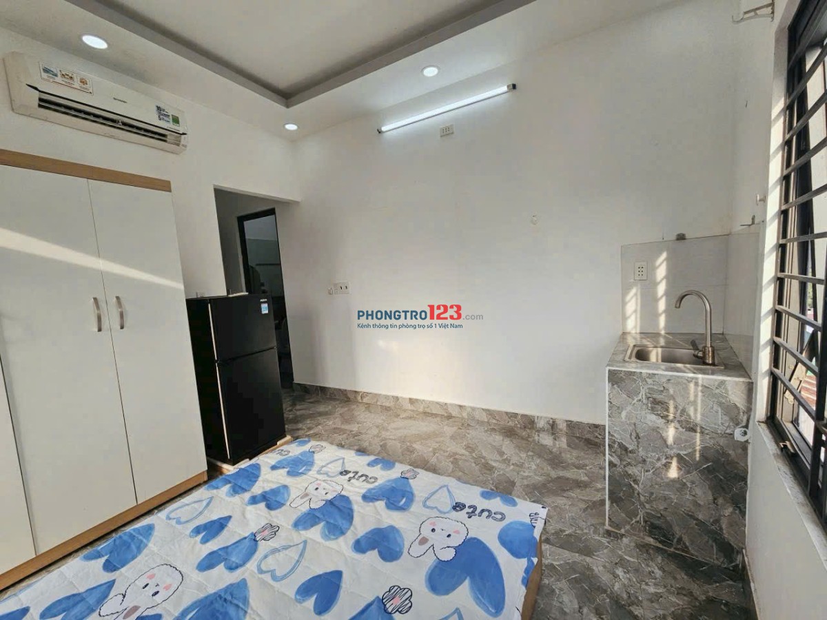 Cho thuê phòng trọ có ban công ở Đặng Thùy Trâm Q. Bình Thạnh