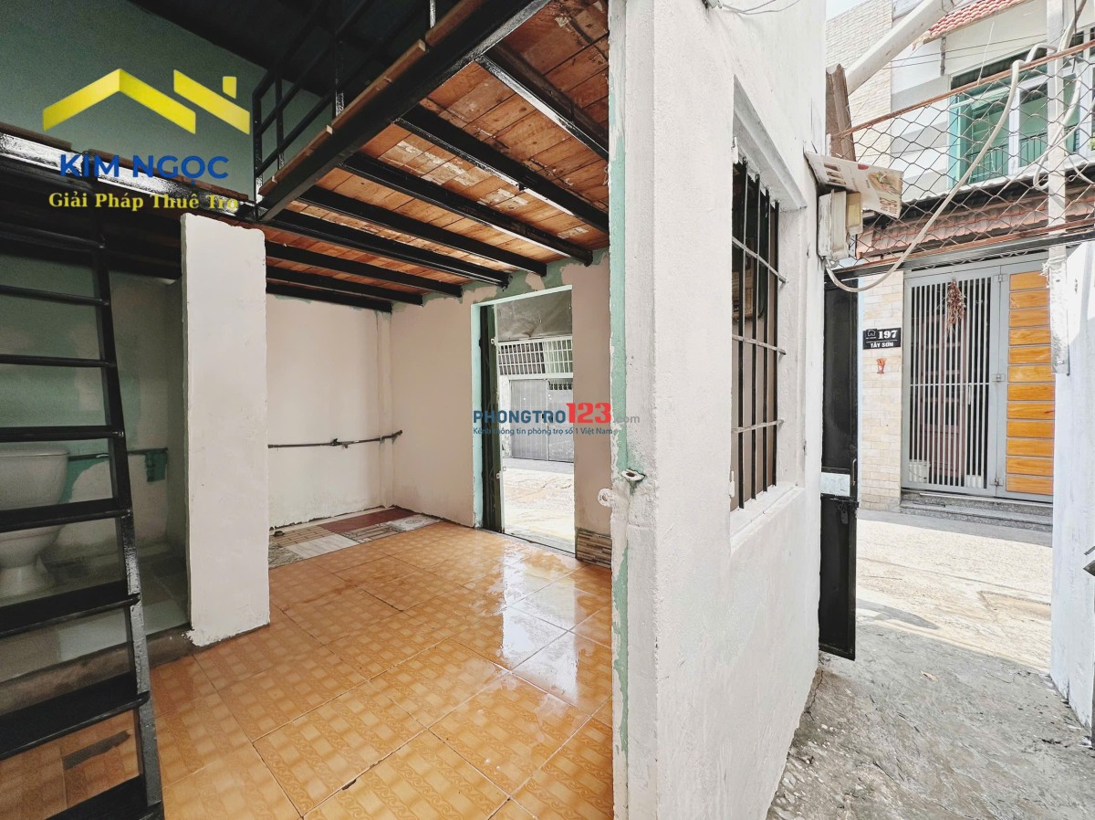 PHÒNG TRỆT KIOT VỪA Ở VỪA KINH DOANH NAIL SPA TÂN PHÚ MẶT TIỀN ĐƯỜNG TÂY SƠN