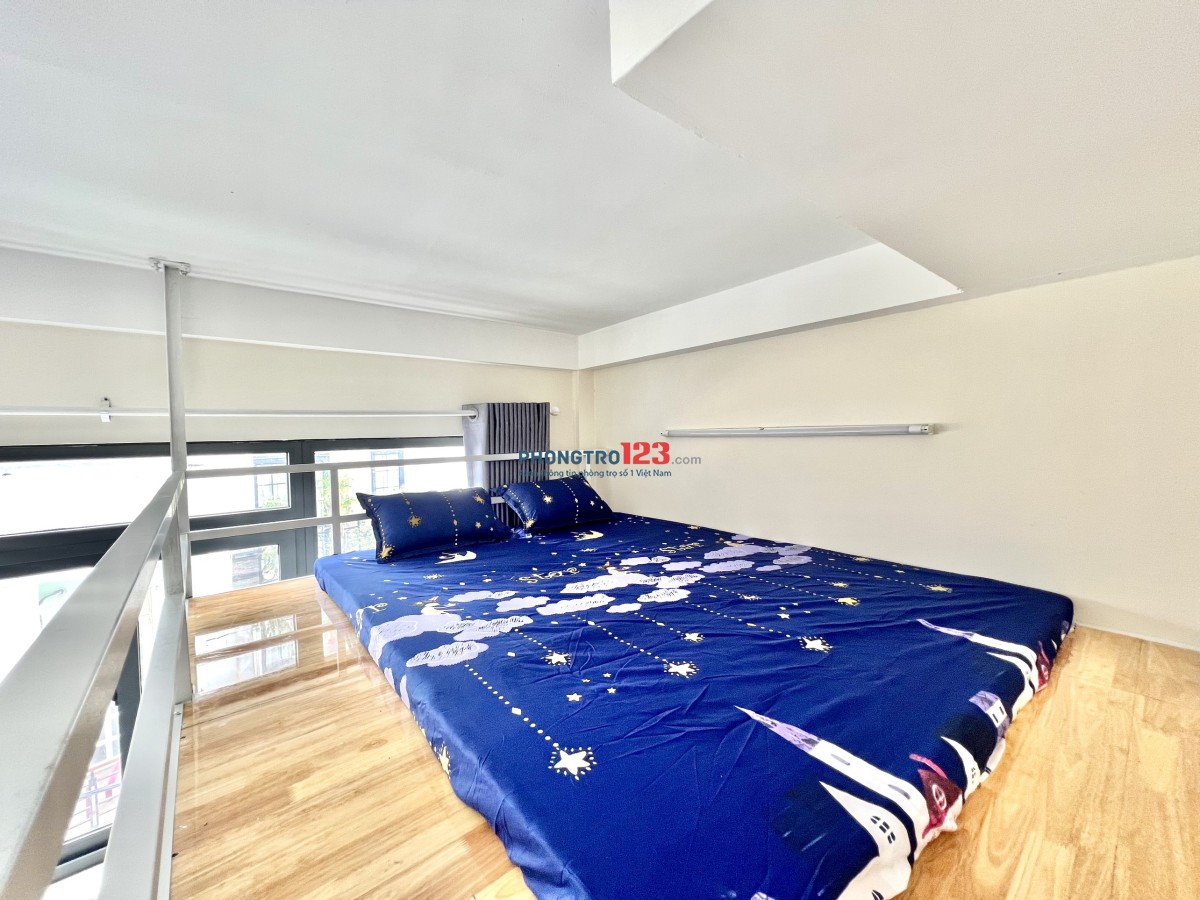 PHÒNG CÓ GÁC CỬA SỔ LỚN - BÙI ĐÌNH TÚY FULL TIỆN NGHI