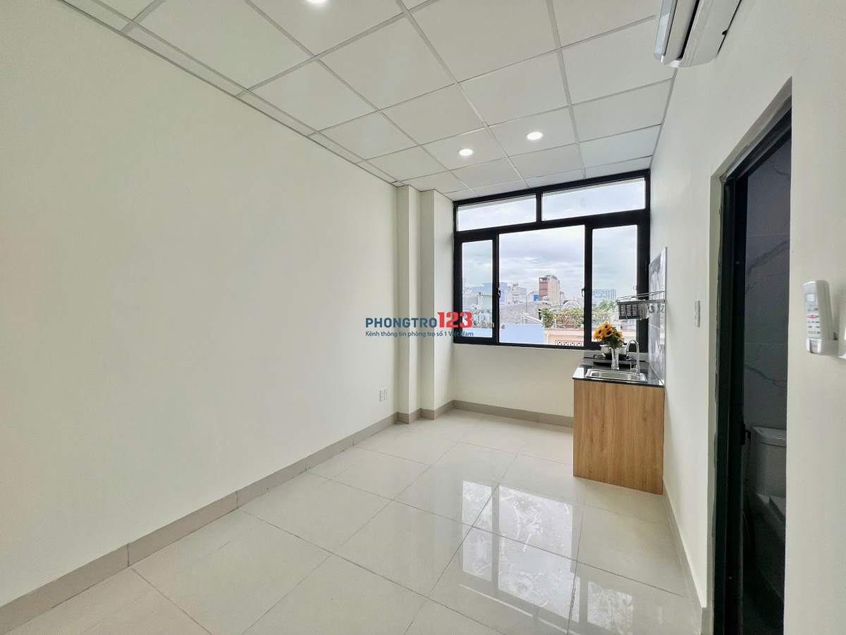 PHÒNG CỬA SỔ MỚI XÂY - ÂU CƠ GIAO LẠC LONG QUÂN