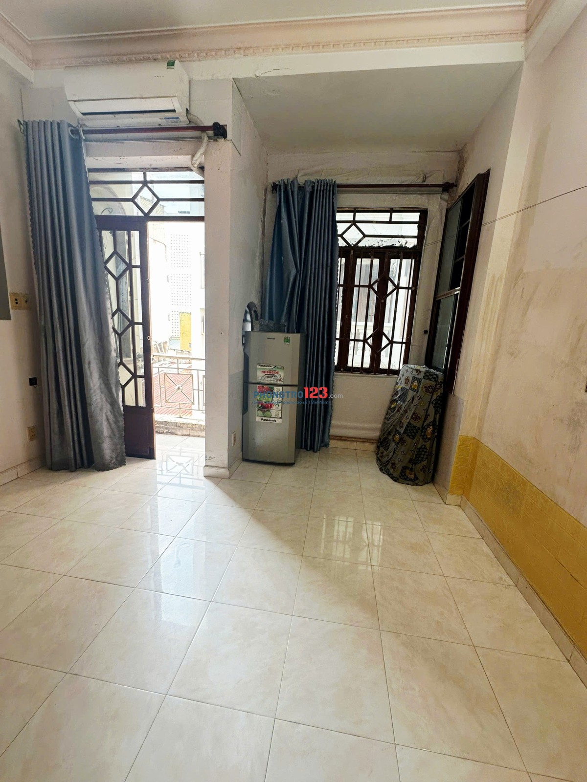 Cho Thuê Phòng Q10,rộng rãi thoải mái.fuff nội thất. Cửa sổ ban công.3tr4