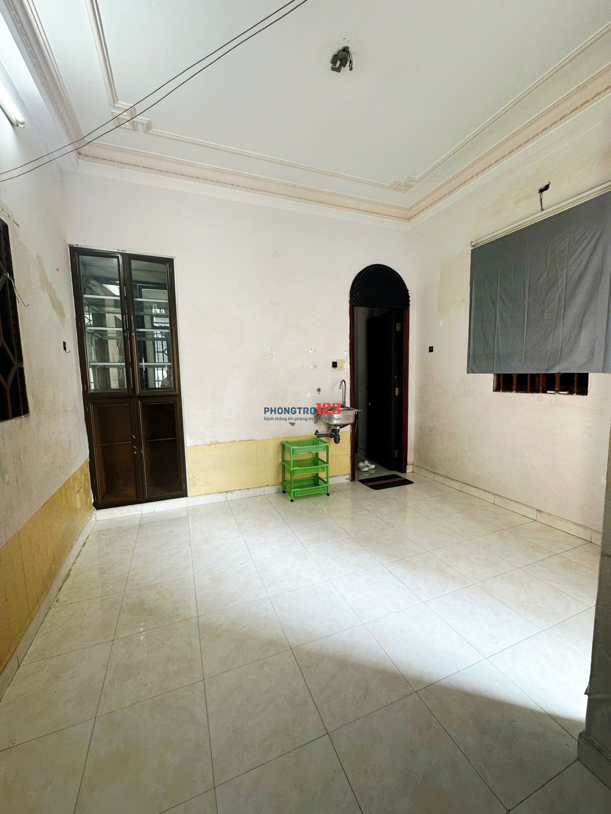 Cho Thuê Phòng Q10,rộng rãi thoải mái.fuff nội thất. Cửa sổ ban công.3tr4