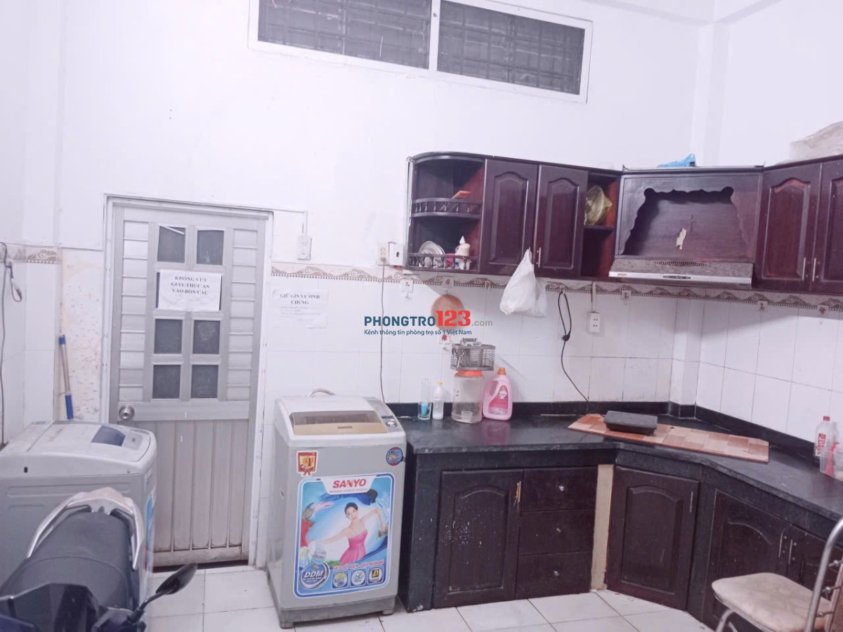 Phòng trọ trung tâm Quận 8, đầy đủ nội thất, thoáng mát