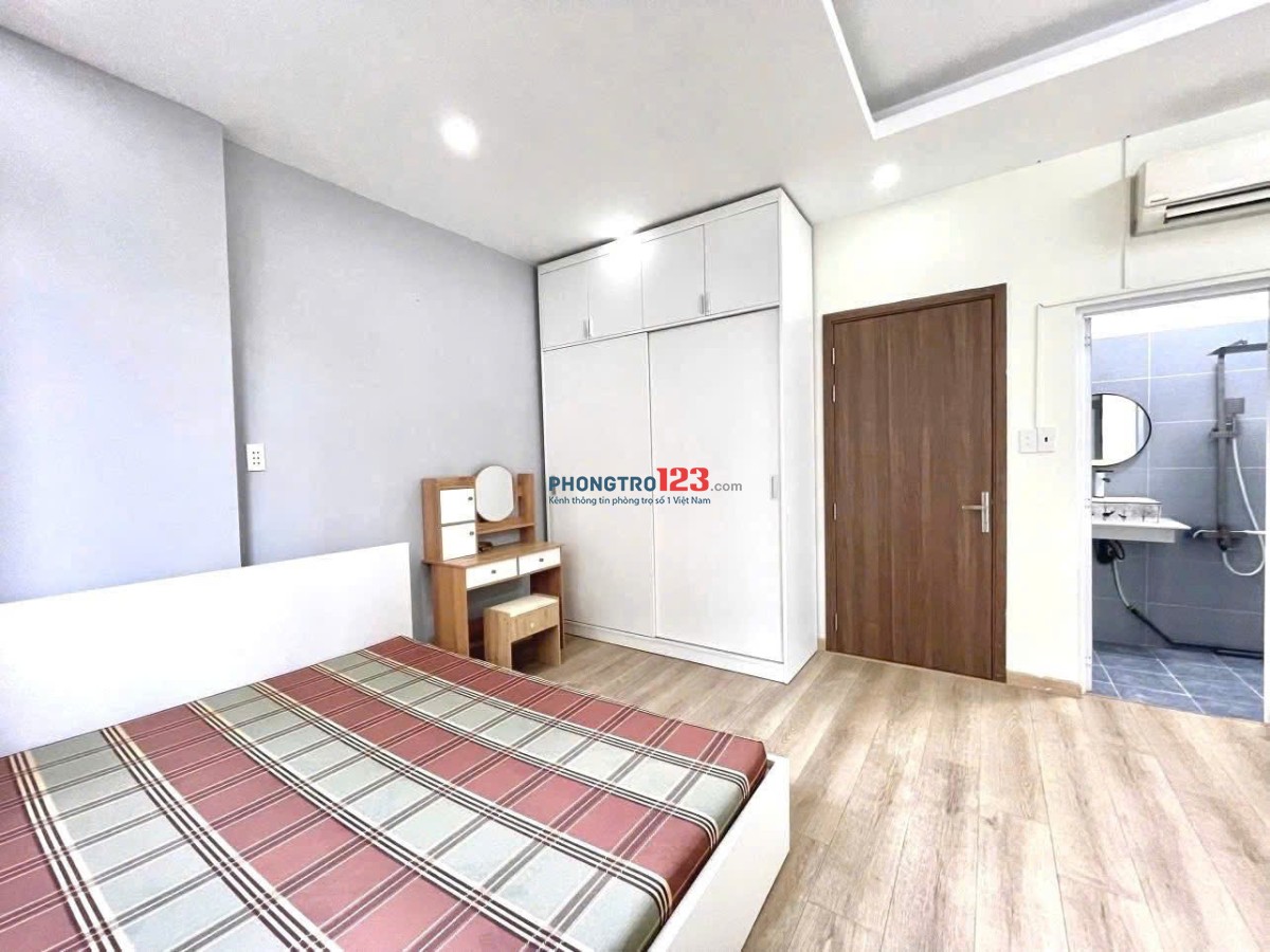 Thuê Phòng Trọ Ban Công Full Nội Thất Thích Quảng Đức Phú Nhuận Gần Phan Xích Long Ngã Tư Phú Nhuận