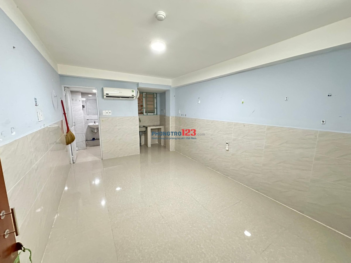 Phòng rộng rãi, tiện nghi phù hợp cho sv và người đi làm