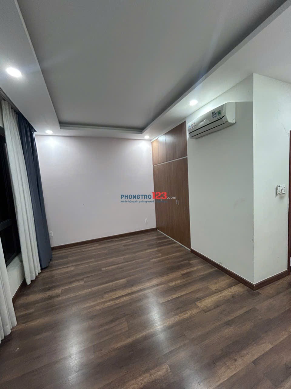 Tìm nữ ở ghép Lê Văn Lương Nhà Bè